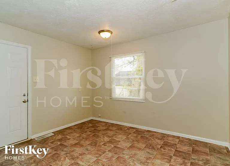 4331 Bertrand Rd — Photo 11