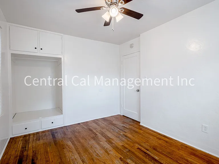2124 Pacific St — Photo 11