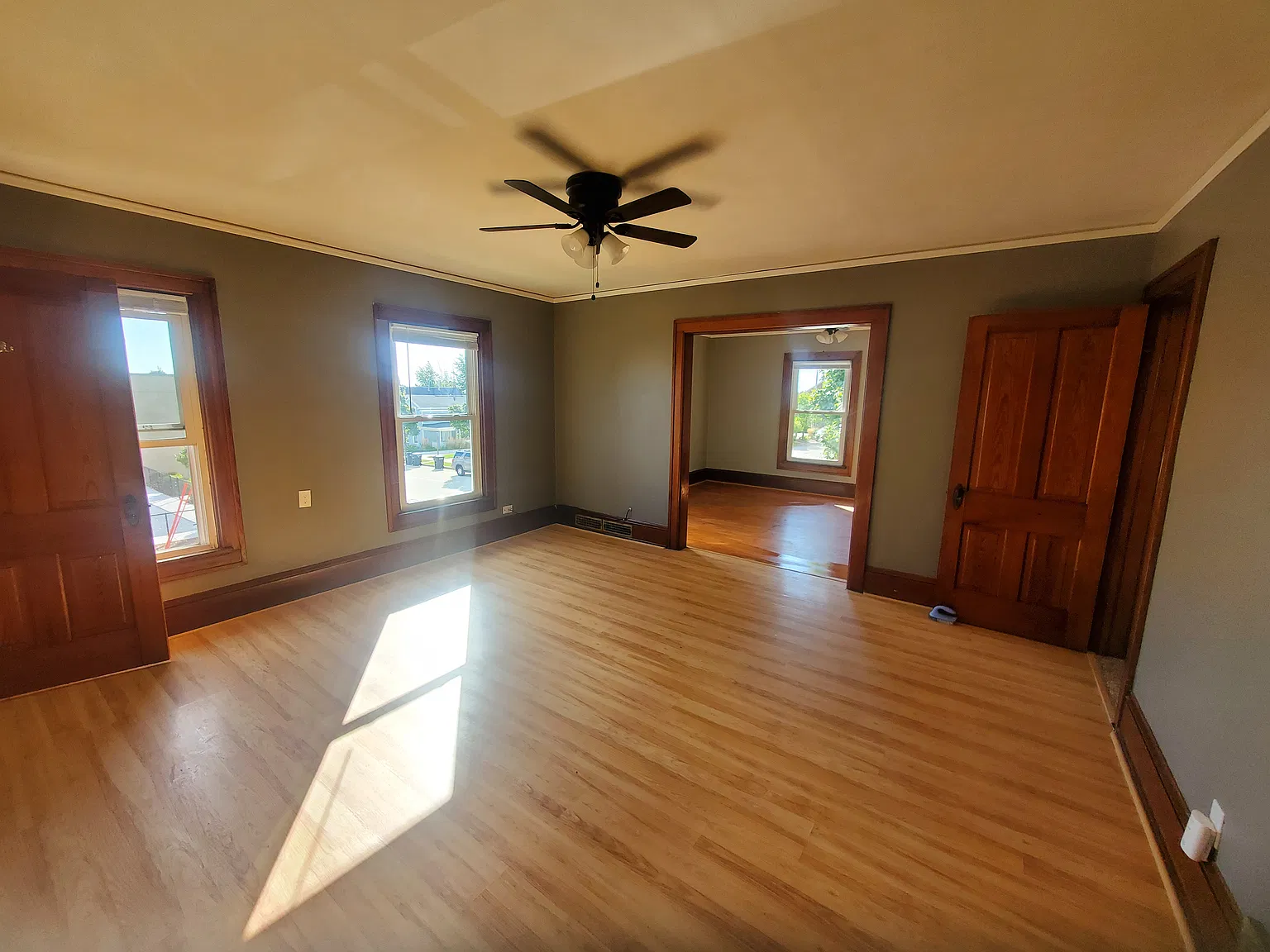 3 bed, 1000 sqft, $1,150 — Photo 4