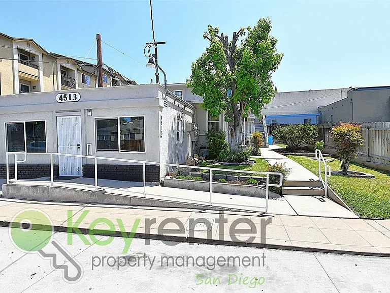 4513 55th St — Photo 9