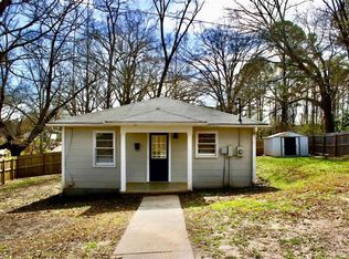 61 Mays St, Tallapoosa, GA 30176