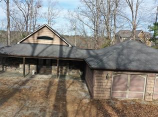 503 Petty Cove Ln, Seneca, SC 29672