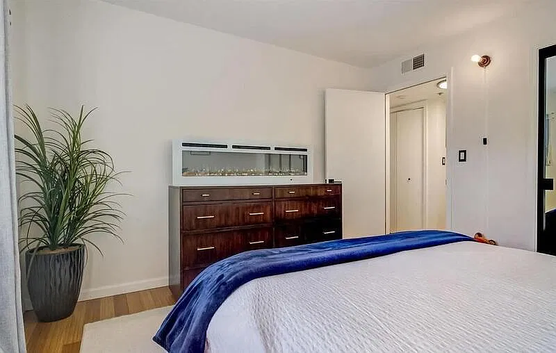 1 bed, 1.0 bath, 655 sqft, $2,500 — Photo 4