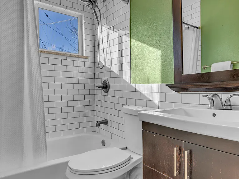 3100 Arrowwood Ln — Photo 10