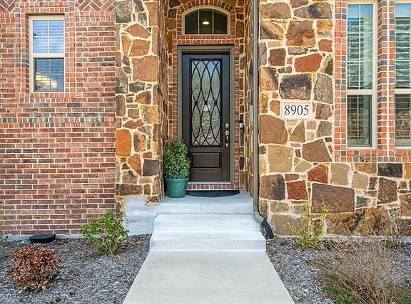 3rd image of 8905 Woodheath Cir #242
