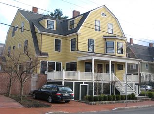 160 Upland Rd, Cambridge, MA 02140