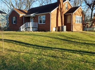 825 E Airline Dr, East Alton, IL