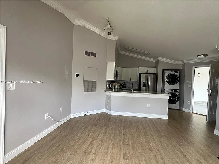 2445 SW 18th Ter #1009 — Photo 7