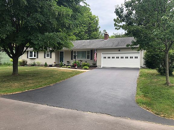 2nd image of 119 Woodmancy Ln