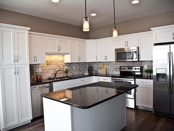 White Painted Cabinets w/SS appliances