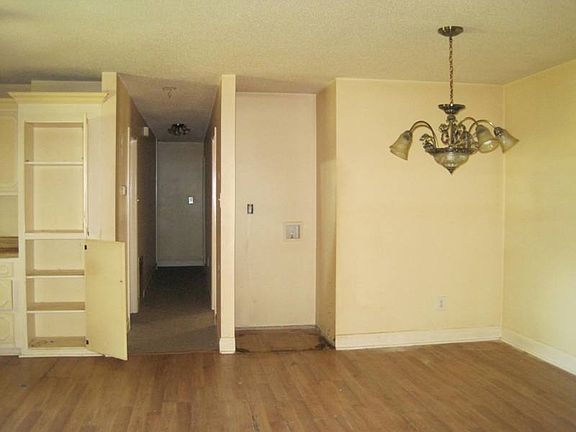 2nd image of 1550 Sardis Lake Dr