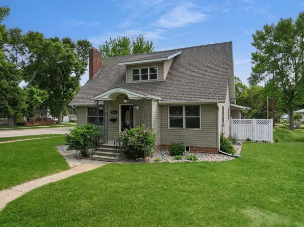 2809 Norwood Ave, Slayton, MN 56172