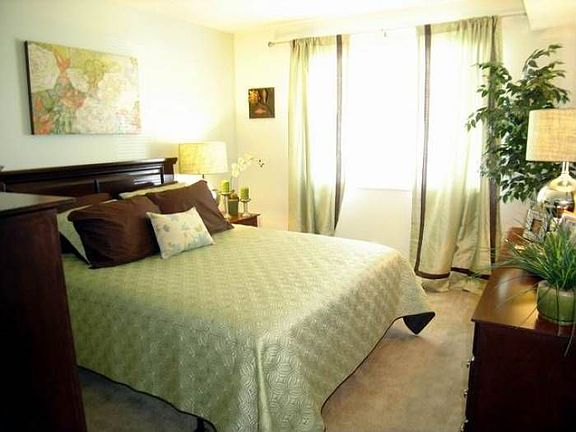 Large Bedroom