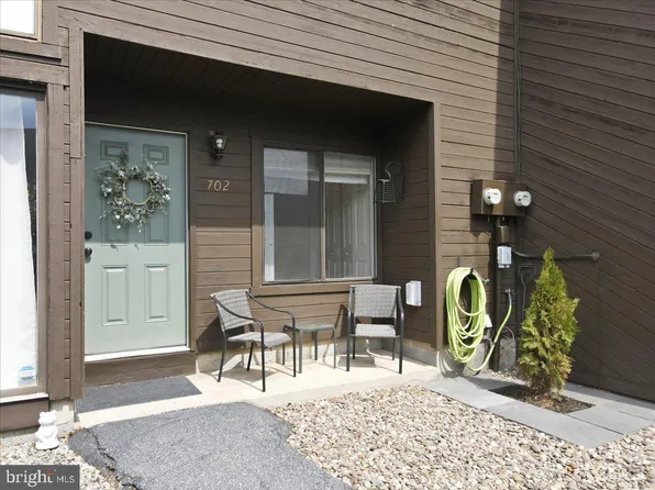 702 Village Rd, Orwigsburg, PA 17961