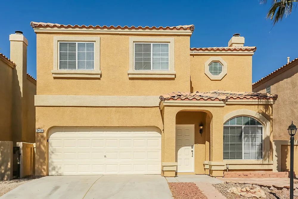 3 bed, 2.5 bath, 1508 sqft, $1,990 — Photo 1