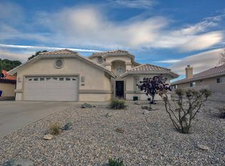 14663 Robin Ln, Helendale, CA 92342