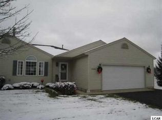 3202 Stillwater Dr, Tecumseh, MI 49286