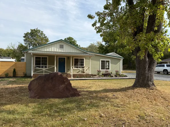 801 W Durant Ave, Wilburton, OK 74578