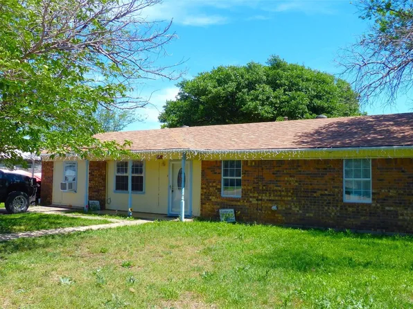 108 State St, Brady, TX 76825