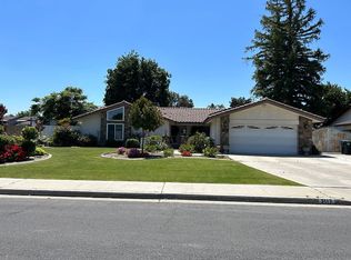 3117 Harrogate Ln, Bakersfield, CA