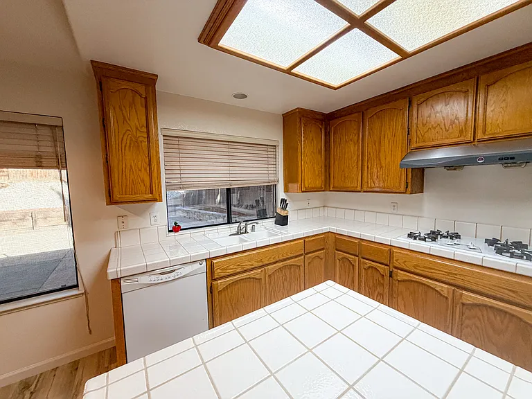 3403 Stormy Ct — Photo 9