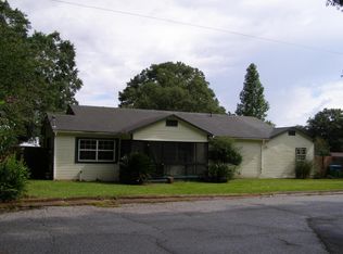 548 E Walnut Ave, Crestview, FL 32539