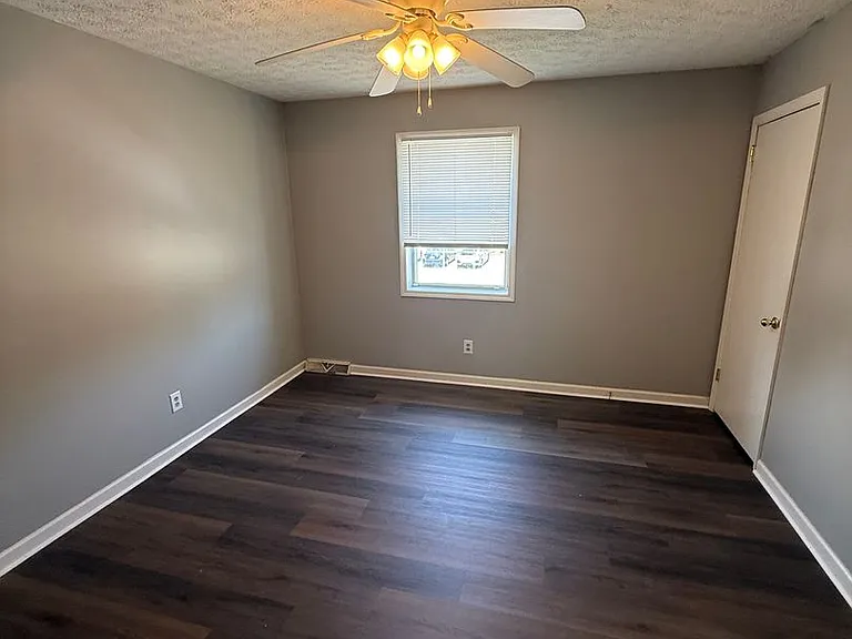 3209 Barnwood Ave — Photo 9