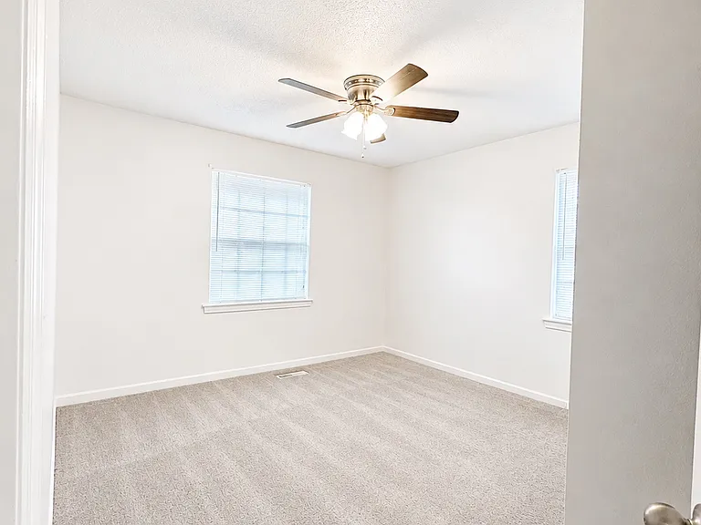 104 Stapp Dr — Photo 16