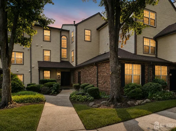 3173 Cypress Ct, Monmouth Junction, NJ 08852
