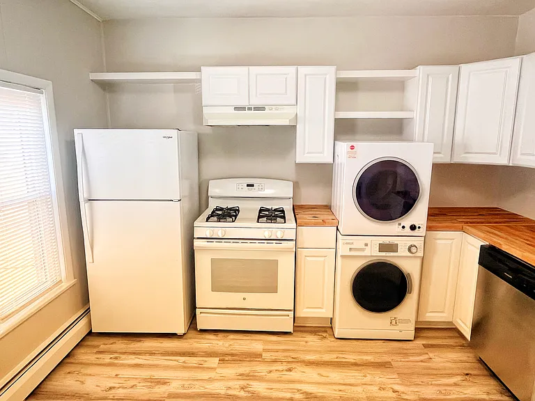 104 Lexington Ave NW #2 — Photo 6
