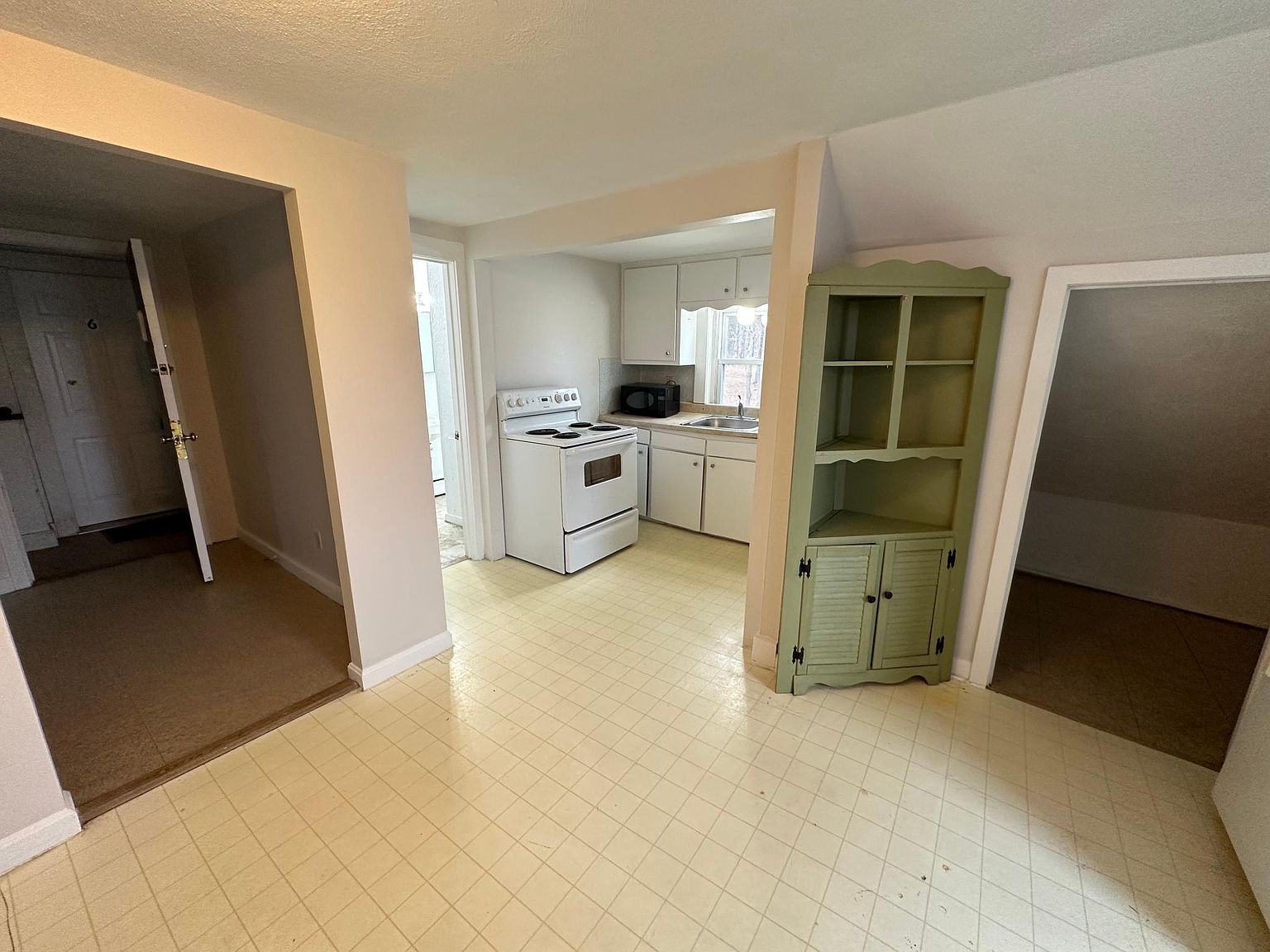 60 E Main St APT 7, Marlborough, MA 01752 Zillow