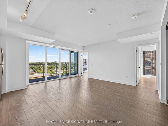 5th image of 4010 Eglinton Ave W #1021