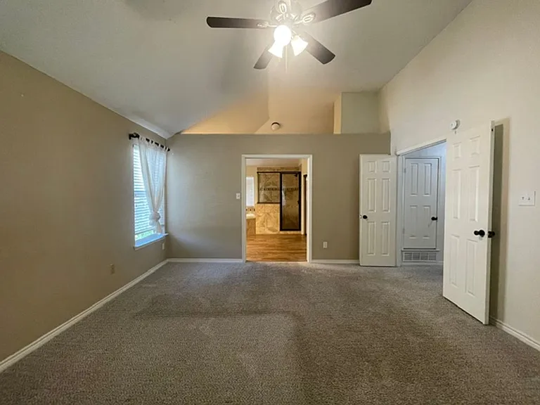 3222 Mapleridge Dr — Photo 21