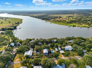 122 Ridge Dr, Spicewood, TX 78669