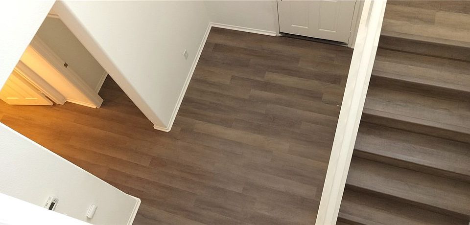 2nd image of 27739 Hollyoak Way