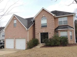1148 Old Greystone Dr, Lithonia, GA 30058