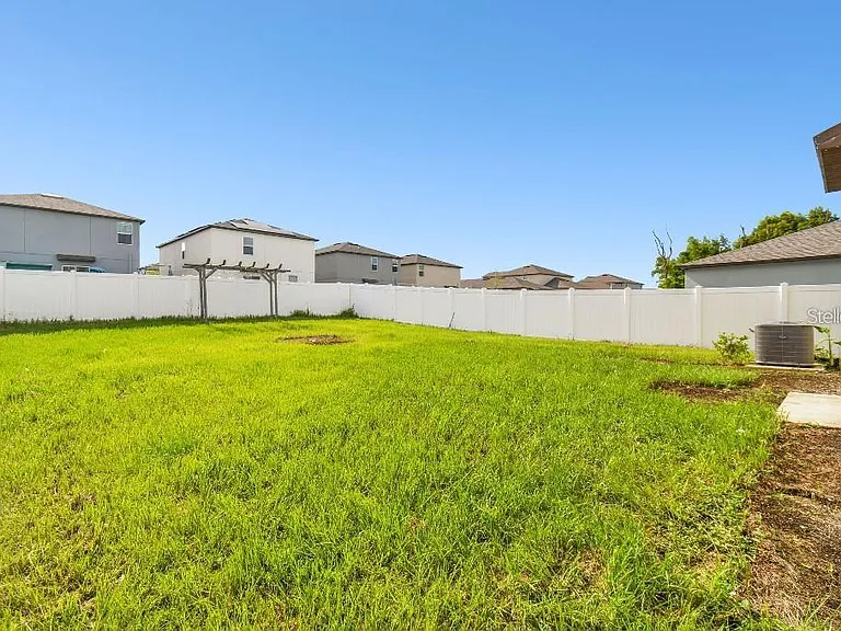 6335 Ten Acre Ct — Photo 33