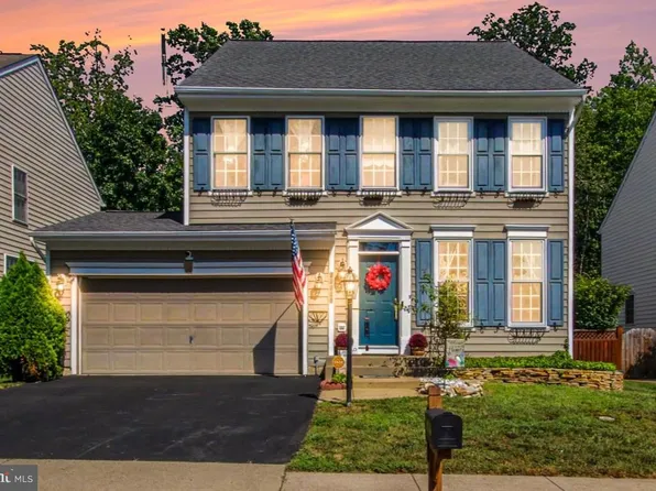 17649 Hampstead Ridge Ct, Dumfries, VA 22026