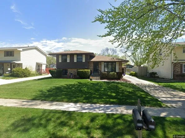 4031 E 24th St, Des Moines, IA 50317