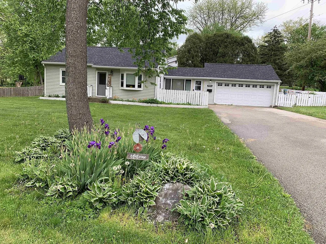 5604 Midmoor Road photo 1