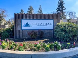 100 Fowler Ave APT 272, Clovis, CA