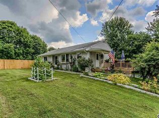 225 Peach Glen Rd, Gardners, PA 17324