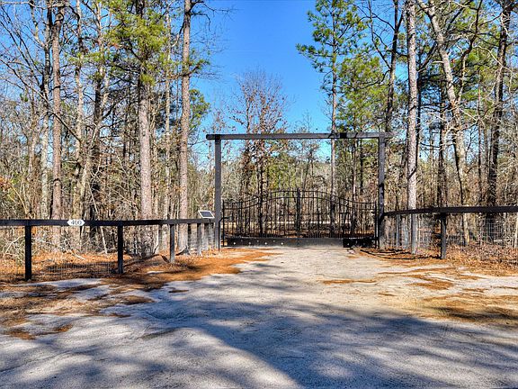 2nd image of 400 Rish Store Rd
