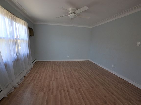4th image of 10224 S Komensky Ave