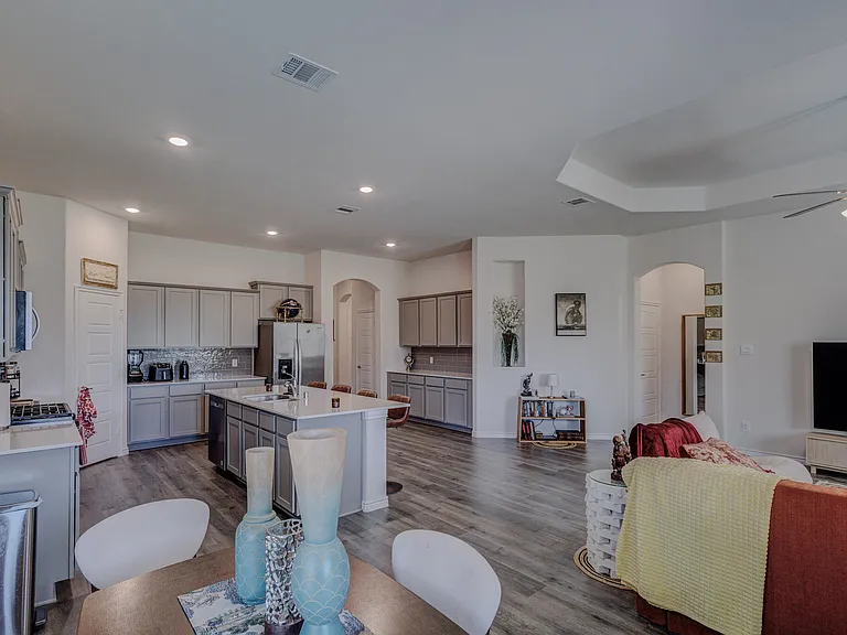 6993 Newby Ln — Photo 14