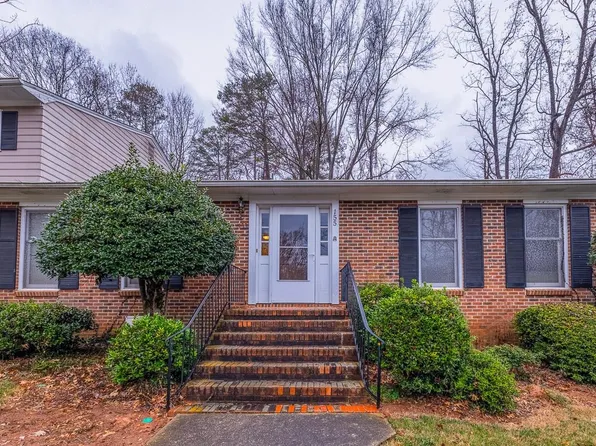 155 Highridge Dr, Spartanburg, SC 29307