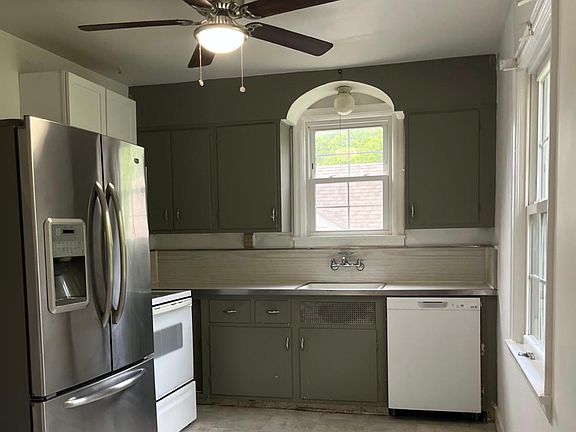 2nd image of 1386 Wolfangel Rd