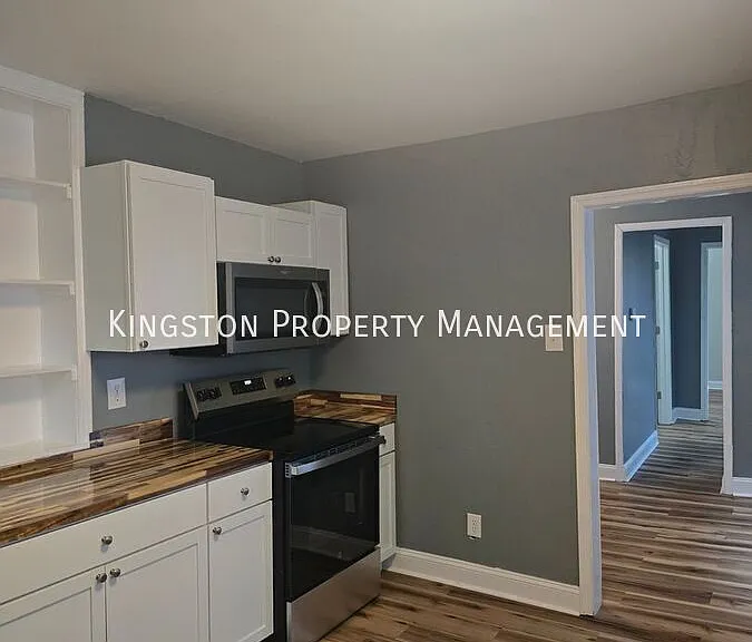 723 Charles Ave — Photo 6