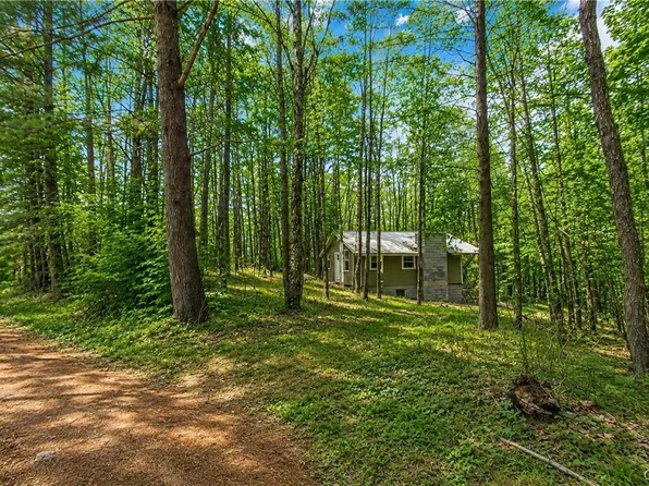 14112 Hermitage Rd, Harrisville, NY 13648