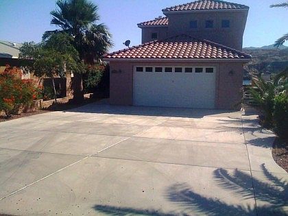 2nd image of 2424 Castle Rock Cir